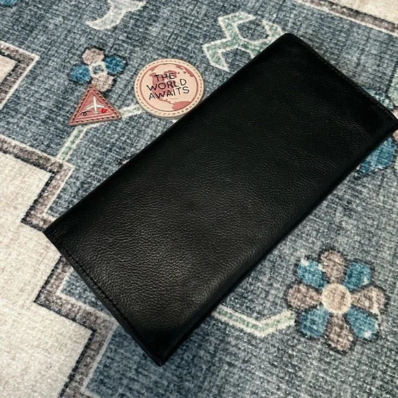 Travel wallet (+sticker patches) - Picture 3 of 5